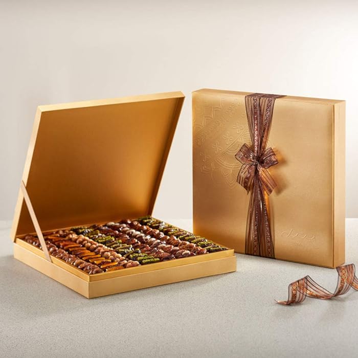 Bateel Gold Ramadan Gift Box, Filled Dates, Extra Large